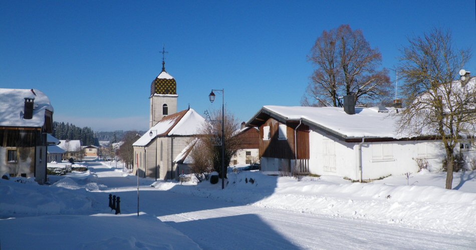 Le village de Noël-Cerneux sous la neige, photo M. Taland