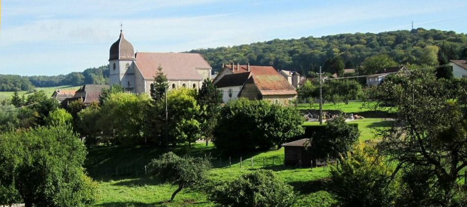 Le village d'Onans, photo J. Masset