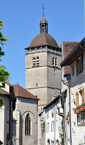 L'église d'Orgelet (39) photo M. Morlin