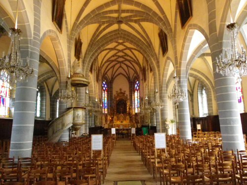 Intérieur de l'église d'Ornans, photo D. Bion