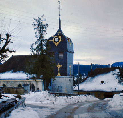 L'église d'Oye-et-Pallet sous la neige, photo R. Cayet-Gillot