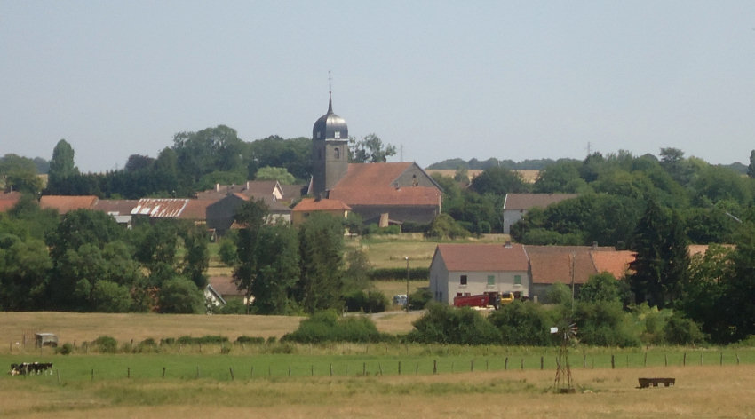 Le village de Parnot, photo E. Ozenne