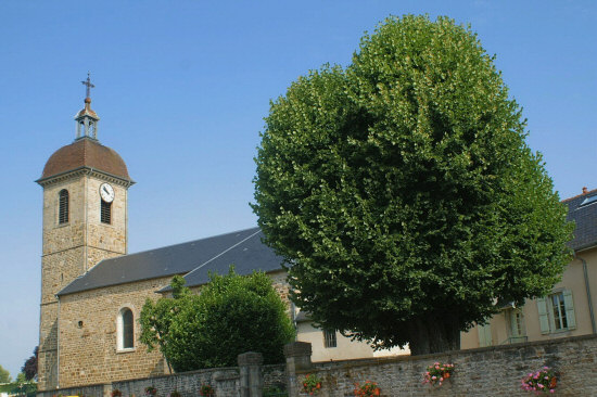 L'église de Pusey, photo J. Masset