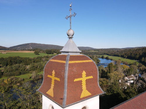 Le clocher de l'église de Roche-lès-Clerval, photo E. Rey