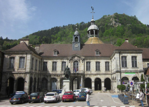 Hôtel de ville de Salins-les-Bains, photo J. Masset