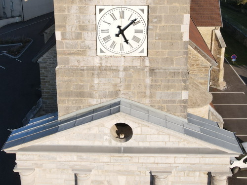 L'horloge de l'église de Sancey-le-Grand, photo E. Rey