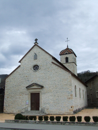 L'église de Sault-Brénaz, photo M. taland