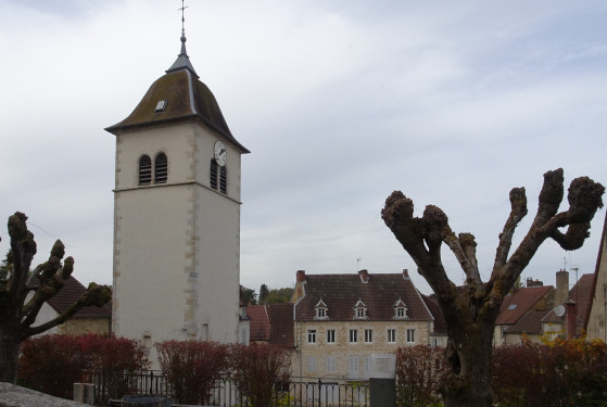 Le clocher de Sellières, photo O. Pernot