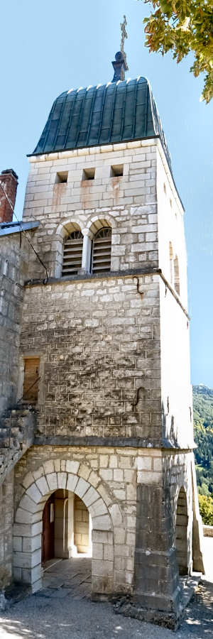 Le clocher-porche de Septmoncel, photo O. Pernot