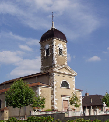 L'église de Saint-Etienne-du-Bois, photo R-N. Laurençot