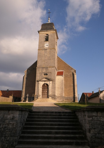 L'église de Saint-Hilaire, photo Y. Bessero
