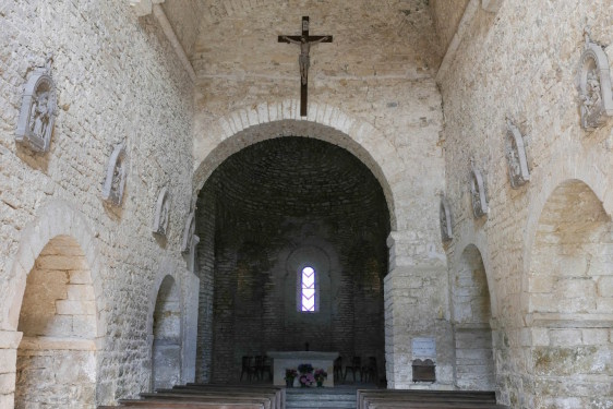 Intérieur de l'église de Saint-Hymetière, photo C. Quillon