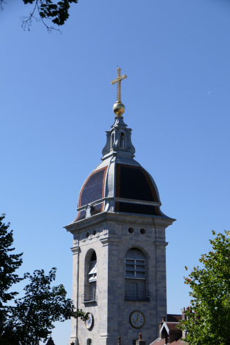 Clocher restauré de la Cathédrale Saint-Jean, photo Y. Bessero