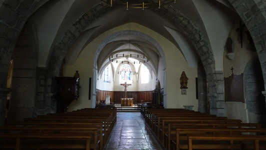 Intérieur de l'église de Saint-Julien, photo O. Pernot