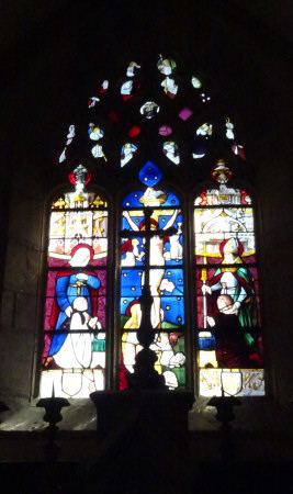 Vitrail du XVIème siècle de l'église de Saint-Julien, photo O. Pernot