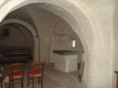 Crypte de l'église de Saint-Lothain, photo O. Pernot