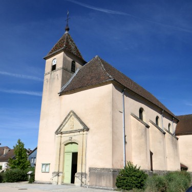 Eglise de Saint-Rémy-en-Comté, photo Y. Bessero