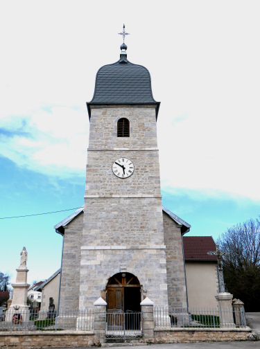 L'église de Surmont, photo Y. Bessero