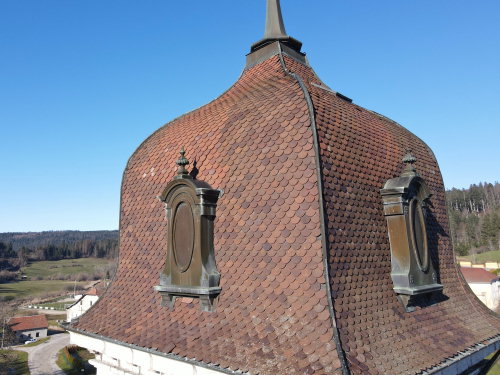 Le clocher de l'église de Vaux-et-Chantegrue,, photo E. Rey