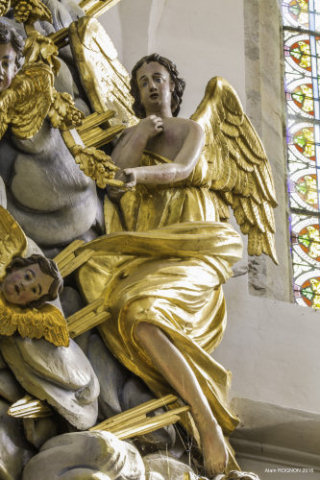 Chaire de l'église  de Vercel-Villedieu-le-Camp, photo A. Rognon