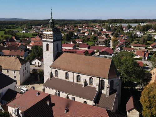 L'église de Vercel-Villedieu-le-Camp, photo E. Rey