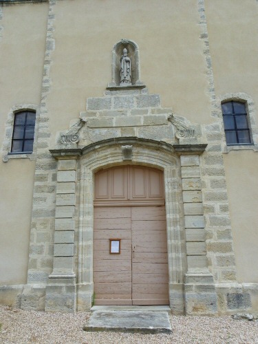 Le portail de l'église de Vereux
