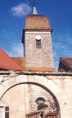 Clocher de Vezet, photo R-N. Laurençot