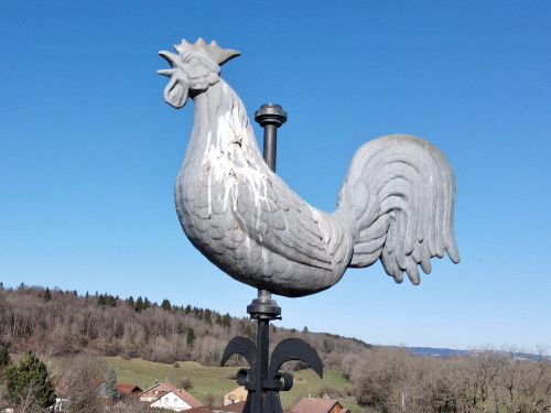 Le coq du clocher de l'église de Vuillecin, photo E. Rey