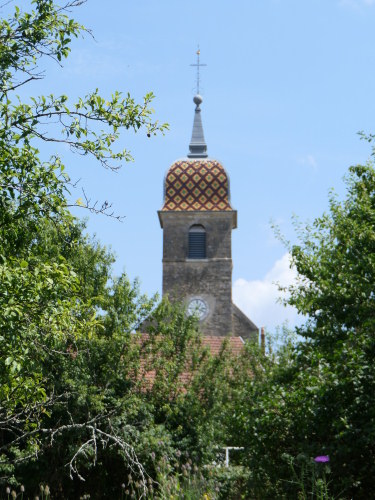 L'église de Vy-le-Ferroux, photo Y. Bessero