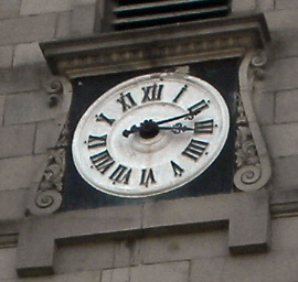Horloge du temple de Champey, photo D. Bion
