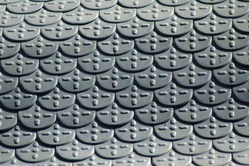 Tuiles du clocher de la chapelle d'Urtière, photoJ. Masset