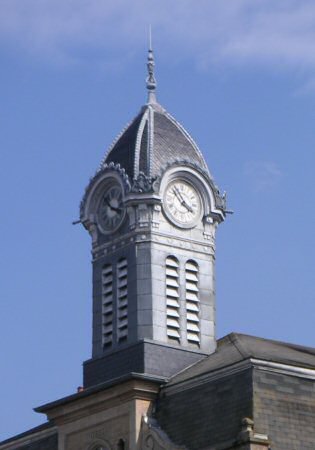Clocher de l'école primaire, photo O. Pernot