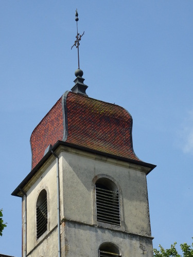Clocher de Monnet-la-Ville (39) photo O. Pernot